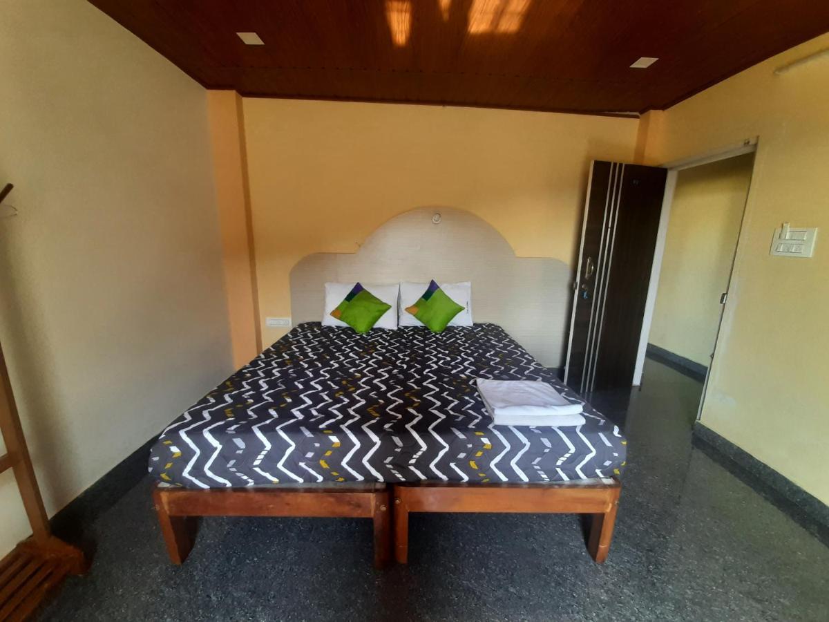 Daisey Dee Homestay Мадикери Экстерьер фото