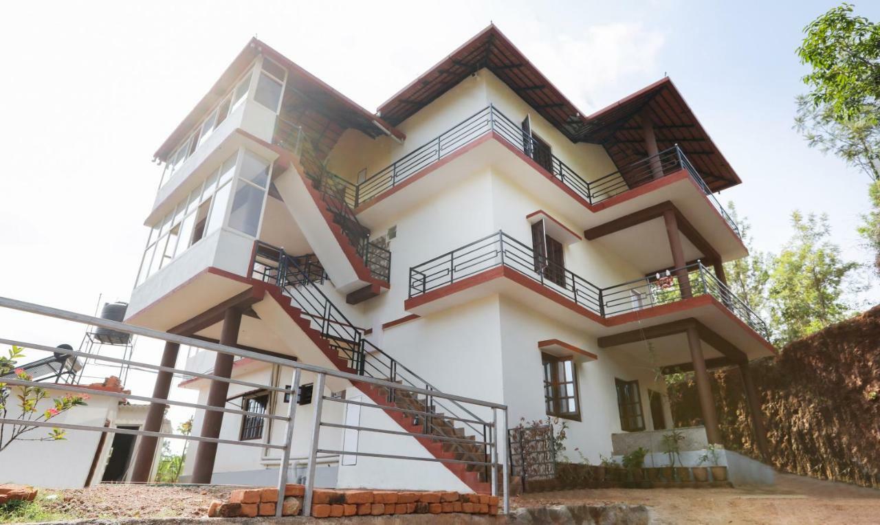Daisey Dee Homestay Мадикери Экстерьер фото
